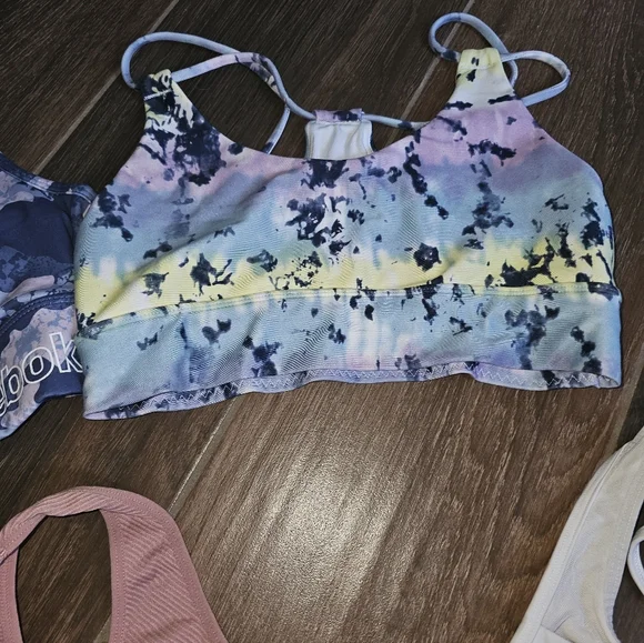 SPORTS BRA LOT OF 6 SZ MEDIUM PELOTON LULULEMON RYKA VS REEBOK - Picture 4 of 11